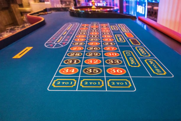 jasahoki platform interface showing football betting markets and live casino tables